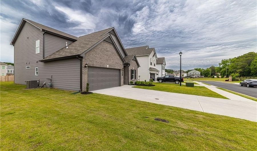 201 Graham Cir, Adairsville, GA 30103 - 3 Beds, 3 Bath