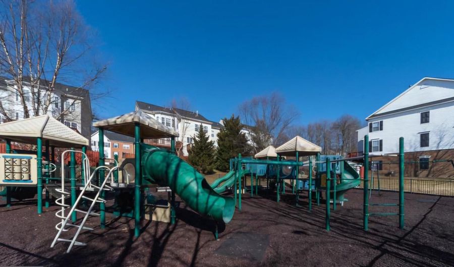 6931 ROLLING CREEK Way, Alexandria, VA 22315 - 3 Beds, 4 Bath