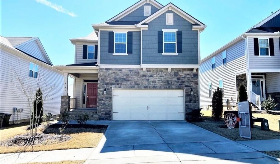 4046 Reunion Creek Pkwy, Apex, NC 27539 - 5 Beds, 3 Bath