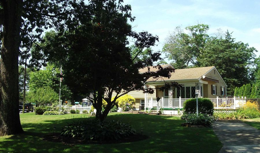 703 Breakers Ave, Absecon, NJ 08201 - 3 Beds, 2 Bath