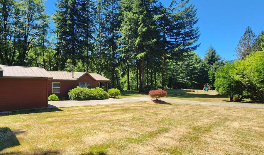 37445 UPPER NESTUCCA RIVER Rd, Beaver, OR 97108 - 2 Beds, 2 Bath