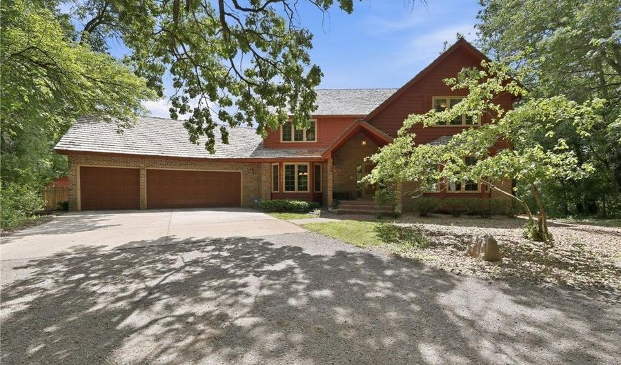 15772 Potawatomi St NW, Andover, MN 55304 - 6 Beds, 5 Bath