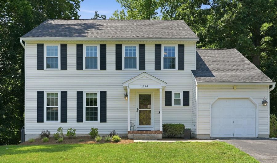 1294 DOUBLEDAY Dr, Arnold, MD 21012 - 4 Beds, 4 Bath