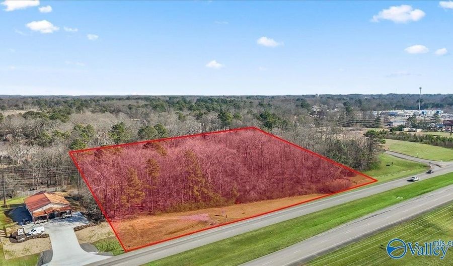 1764 N Brindlee Mountain Pkwy, Arab, AL 35016 - 0 Beds, 0 Bath