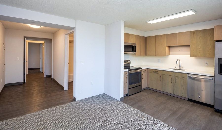 7000 Hawaii Kai Dr PH301, Honolulu, HI 96825 - 4 Beds, 2 Bath