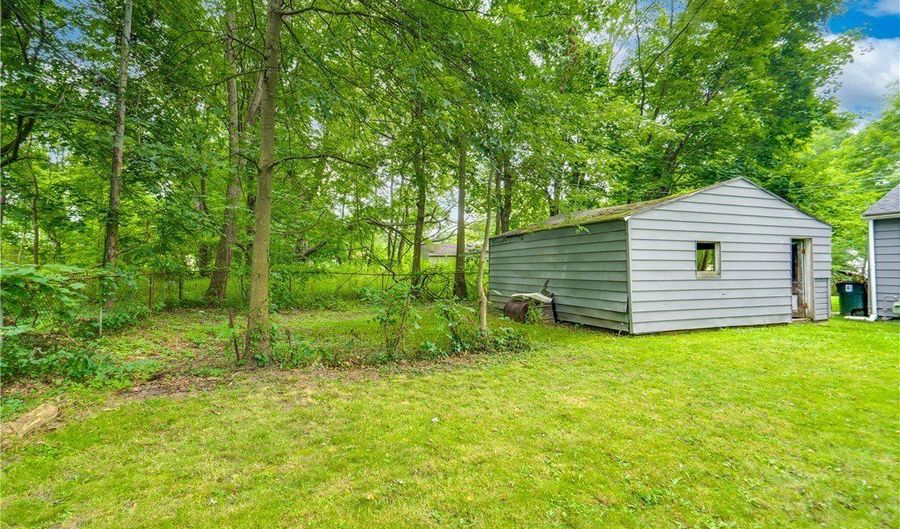 1276 Frederick Blvd, Akron, OH 44320 - 2 Beds, 1 Bath