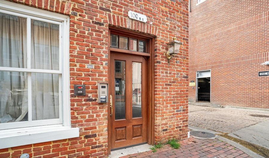 100 N UNION St A, Alexandria, VA 22314 - 2 Beds, 3 Bath