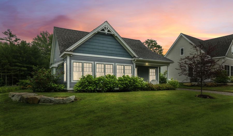16 Frontier Way, Arundel, ME 04046 - 2 Beds, 2 Bath