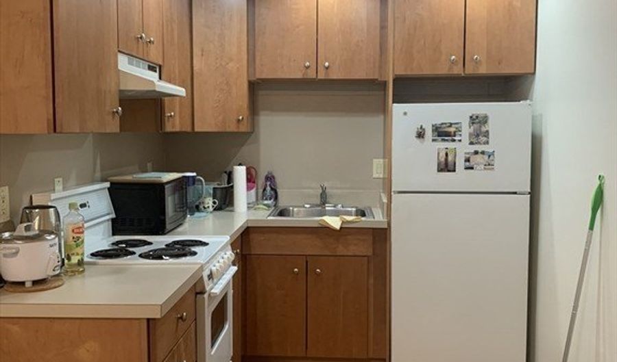 907 Beacon St 3, Boston, MA 02215 - 0 Beds, 1 Bath
