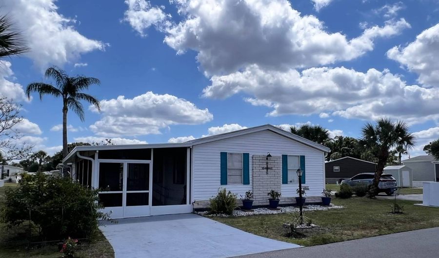 4810 NW HWY 72 152, Arcadia, FL 34266 - 2 Beds, 2 Bath