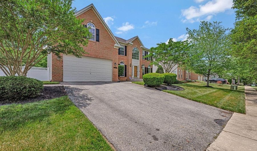 1117 HORIZON VIEW Pl, Accokeek, MD 20607 - 4 Beds, 4 Bath