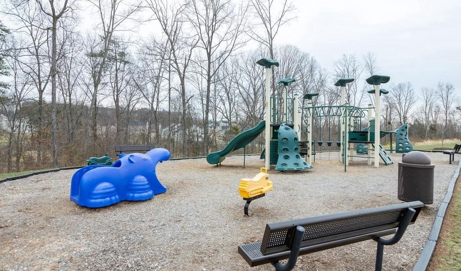 42230 PIEBALD Sq, Aldie, VA 20105 - 3 Beds, 3 Bath