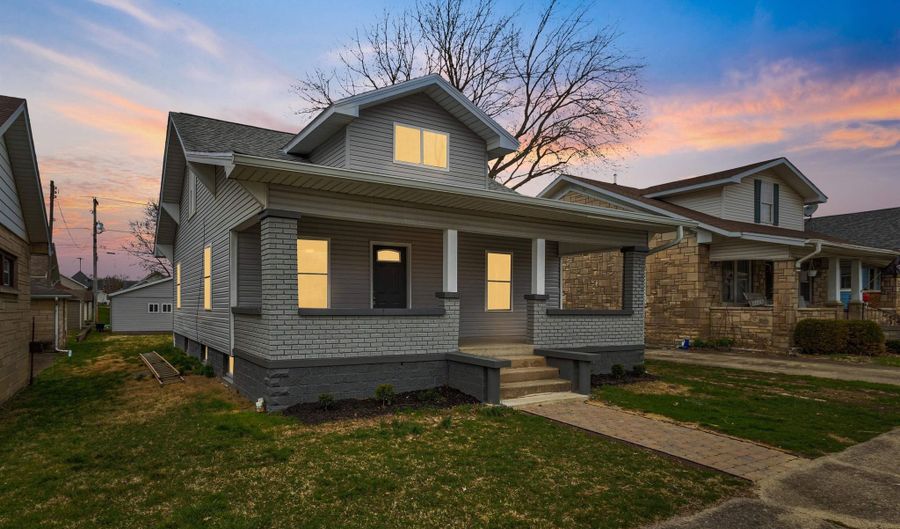 425 Q St, Bedford, IN 47421 - 3 Beds, 2 Bath