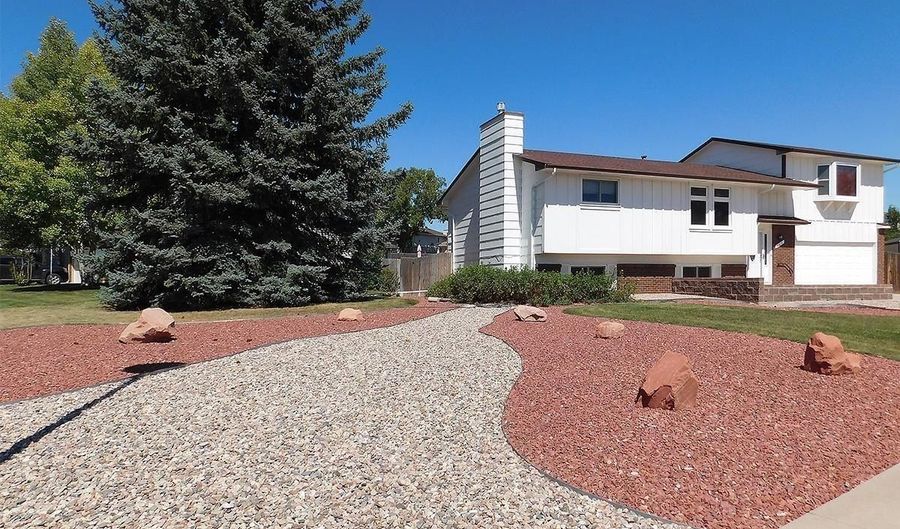 100 EL DORADO Ct, Cheyenne, WY 82009 - 4 Beds, 3 Bath