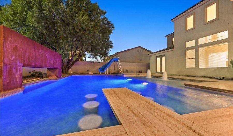 7265 Iron Oak Ave, Las Vegas, NV 89113 - 5 Beds, 4 Bath