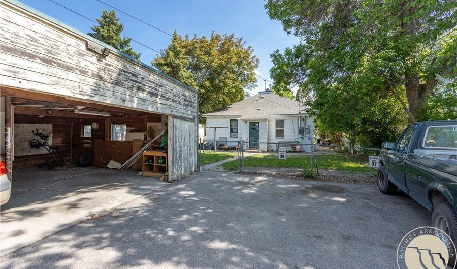 39 Broadwater Ave 2, Billings, MT 59101 - 4 Beds, 2 Bath