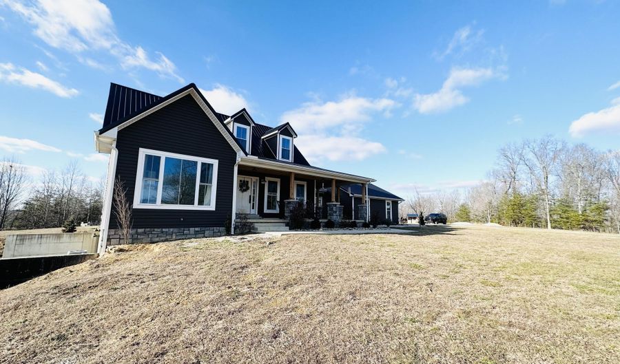 1775 GreenHill Welchburg Rd, Annville, KY 40402 - 3 Beds, 4 Bath