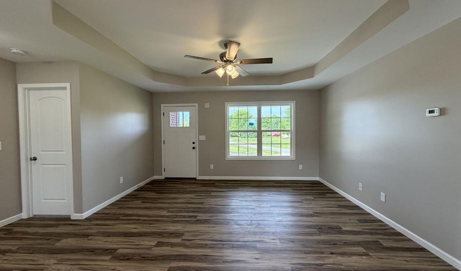 100 Clear Spring Dr, Bardstown, KY 40004 - 3 Beds, 2 Bath