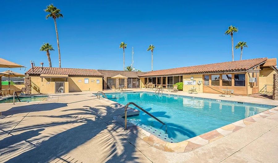 10220 E APACHE Trl 16, Apache Junction, AZ 85120 - 2 Beds, 1 Bath