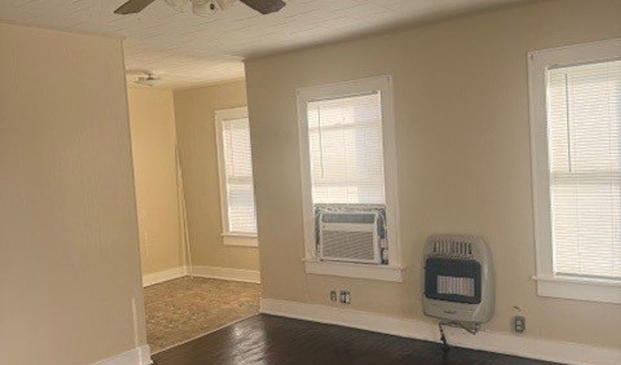 736 S Houston St, Aransas Pass, TX 78336 - 2 Beds, 0 Bath