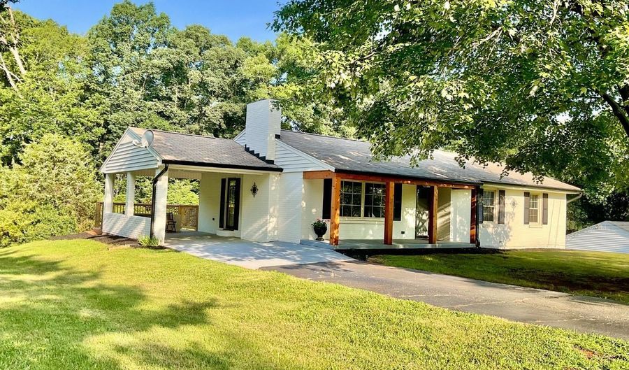 143 Lake Dr, Amherst, VA 24521 - 3 Beds, 2 Bath