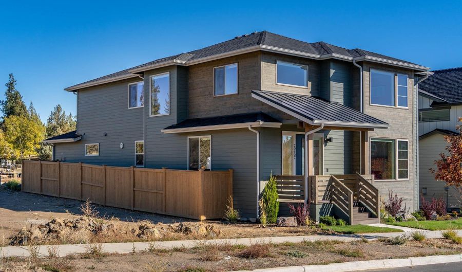 20607 SE Boer Pl, Bend, OR 97702 - 5 Beds, 3 Bath