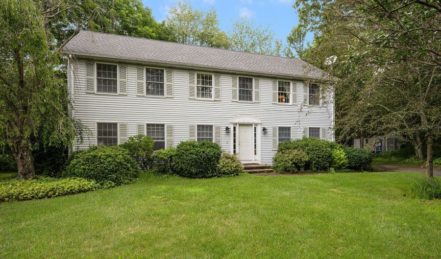 196 Pickerel Lake Rd, Colchester, CT 06415 - 4 Beds, 3 Bath