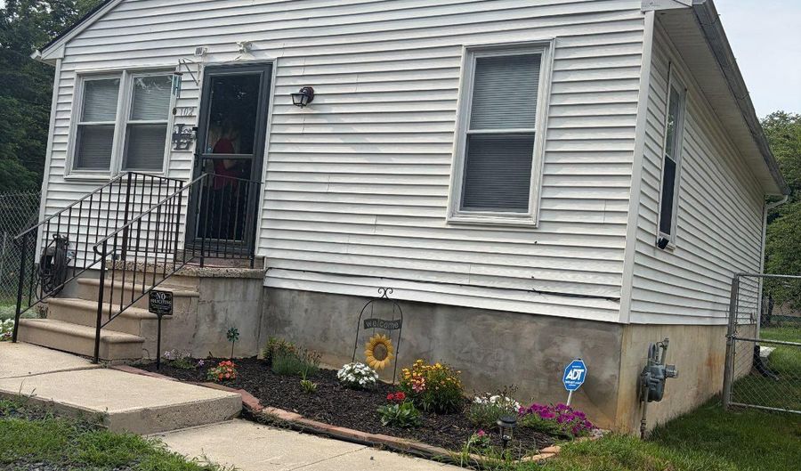 102 NEW JERSEY Ave, Atco, NJ 08004 - 3 Beds, 1 Bath