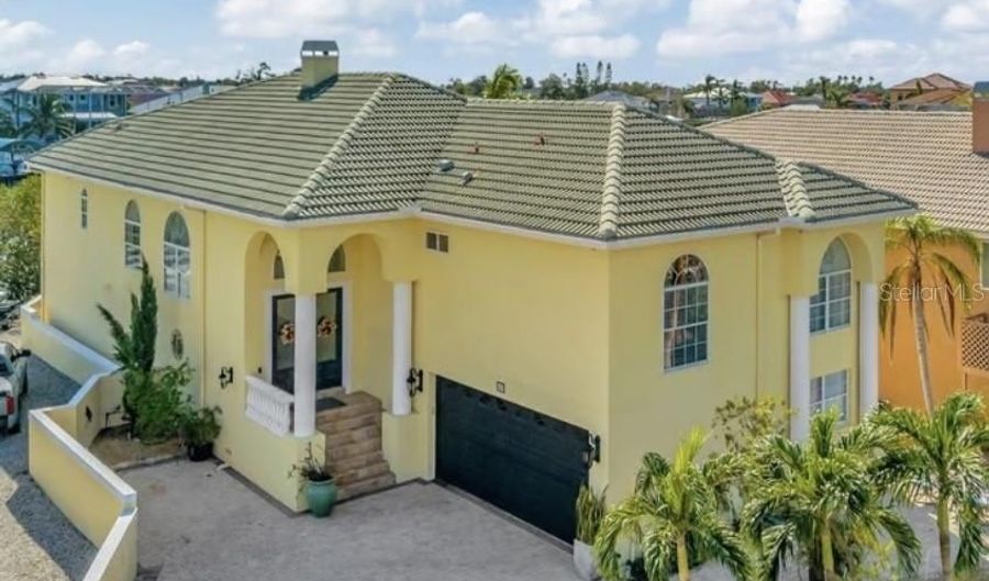 808 SYMPHONY ISLES Blvd, Apollo Beach, FL 33572 - 3 Beds, 2 Bath