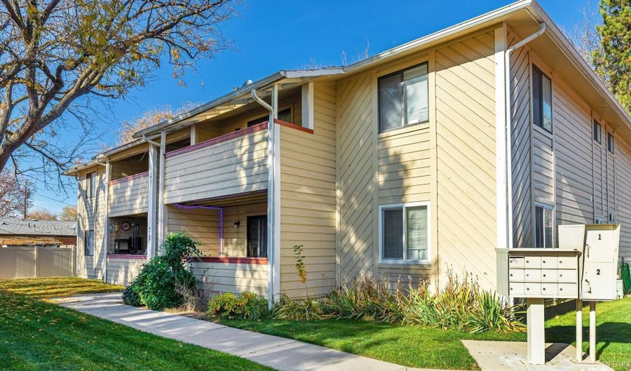 6907 W Colehaven Ln, Boise, ID 83704 - 2 Beds, 1 Bath