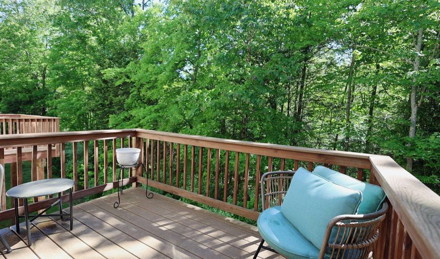 23 Riverview Ct 23, Brookfield, CT 06804 - 2 Beds, 3 Bath