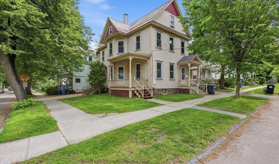 78-80 Loomis St, Burlington, VT 05401 - 5 Beds, 3 Bath
