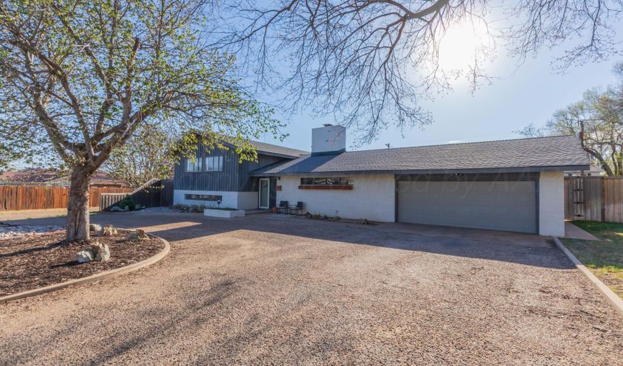 5205 Berget Dr, Amarillo, TX 79106 - 4 Beds, 3 Bath
