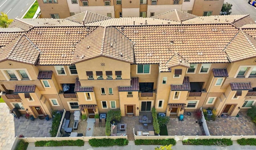 1291 Via Lucero, Oceanside, CA 92056 - 3 Beds, 4 Bath