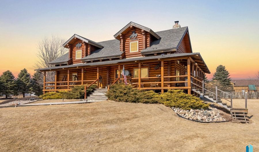 1623 Medary Ave S, Brookings, SD 57006 - 5 Beds, 3 Bath