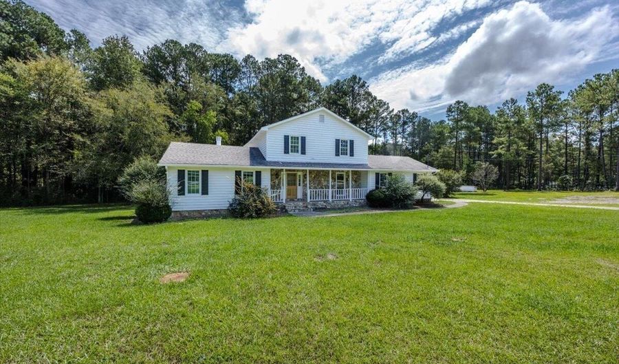 1220 Beaver Oaks Dr, Macon, GA 31029 - 4 Beds, 3 Bath