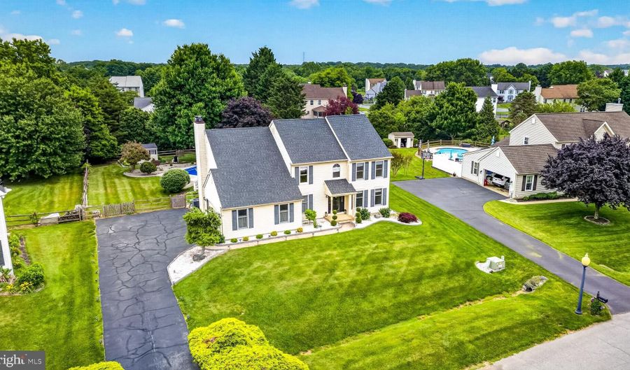 9 EATON Pl, Bear, DE 19701 - 4 Beds, 3 Bath