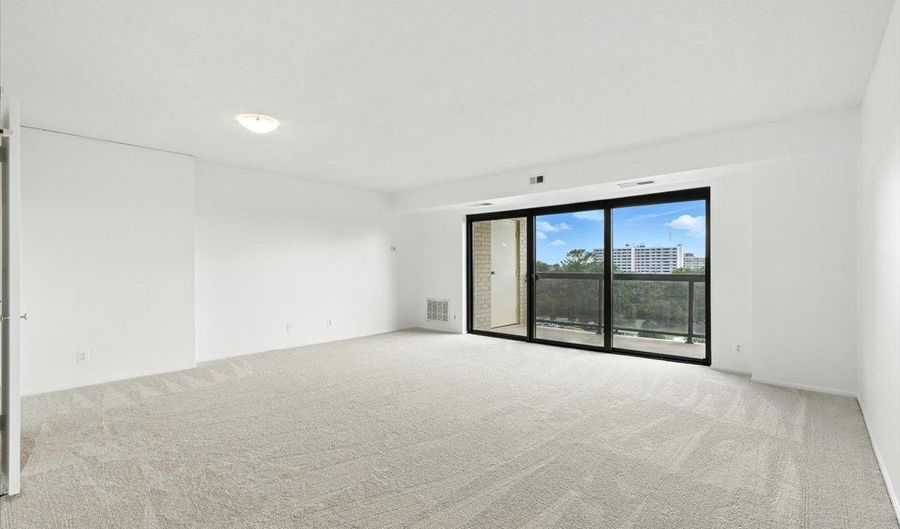 205 YOAKUM Pkwy 601, Alexandria, VA 22304 - 1 Beds, 1 Bath