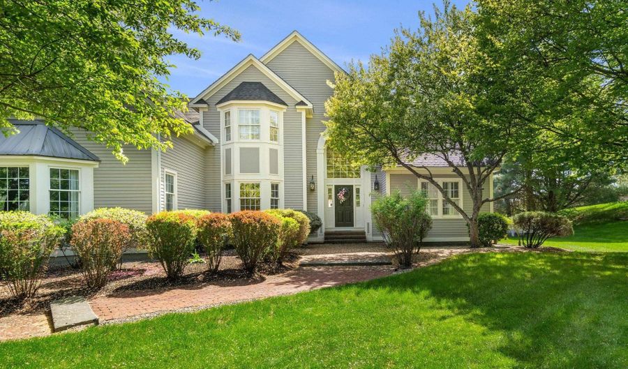 76 Joppa Hill Rd, Bedford, NH 03110 - 4 Beds, 4 Bath