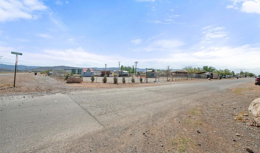 198 Alamo St, Alamogordo, NM 88310 - 0 Beds, 0 Bath