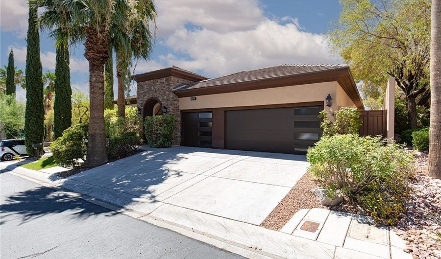 11473 Snow Creek Ave, Las Vegas, NV 89135 - 3 Beds, 4 Bath