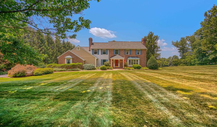 16 KINCAID Ct, Baldwin, MD 21013 - 4 Beds, 5 Bath