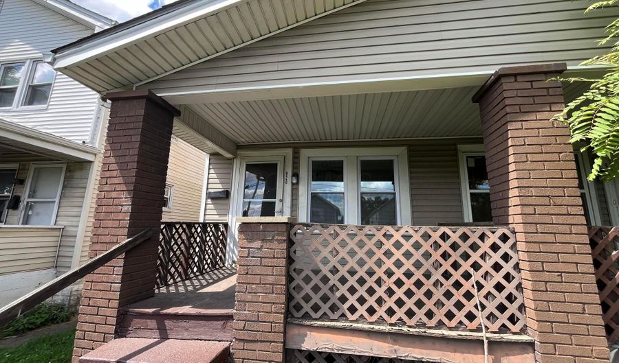 920 E 17th Ave, Columbus, OH 43211 - 3 Beds, 1 Bath