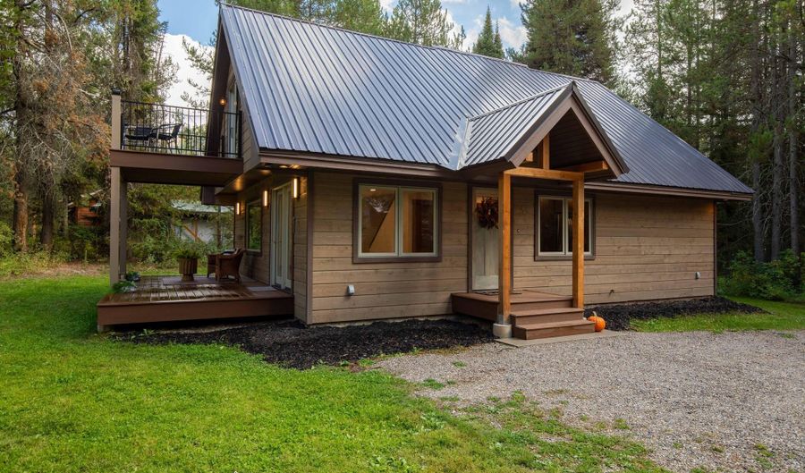 285 SPRUCE St, Alpine, WY 83128 - 3 Beds, 2 Bath