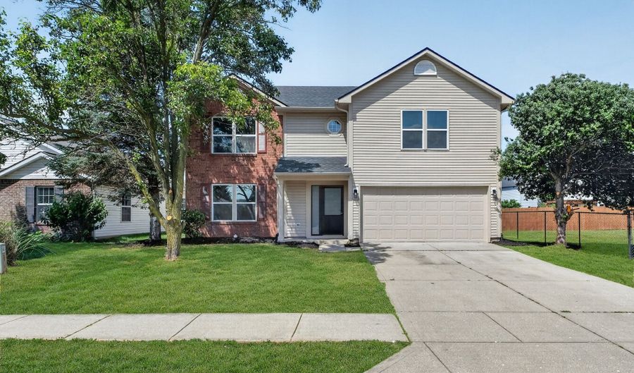 2944 Corbin Dr, Indianapolis, IN 46217 - 4 Beds, 3 Bath