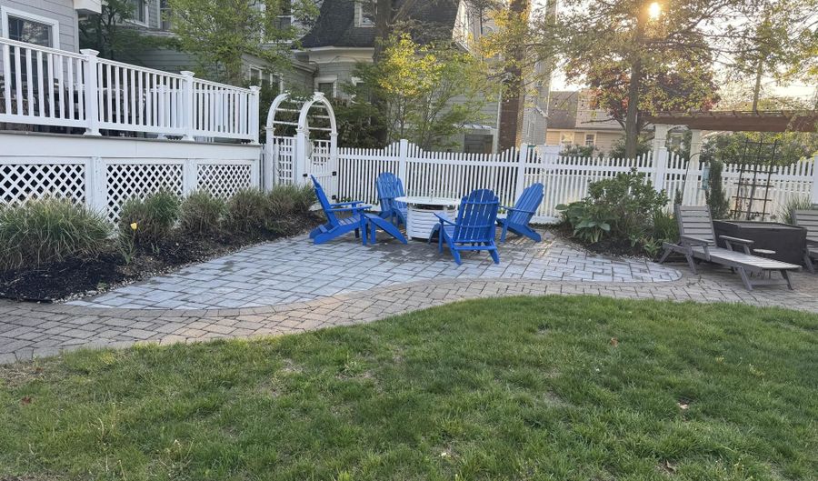 330 Sylvania Ave Summer, Avon By The Sea, NJ 07717 - 4 Beds, 3 Bath