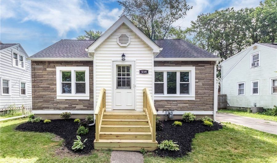 539 Windermere Blvd, Amherst, NY 14226 - 4 Beds, 2 Bath