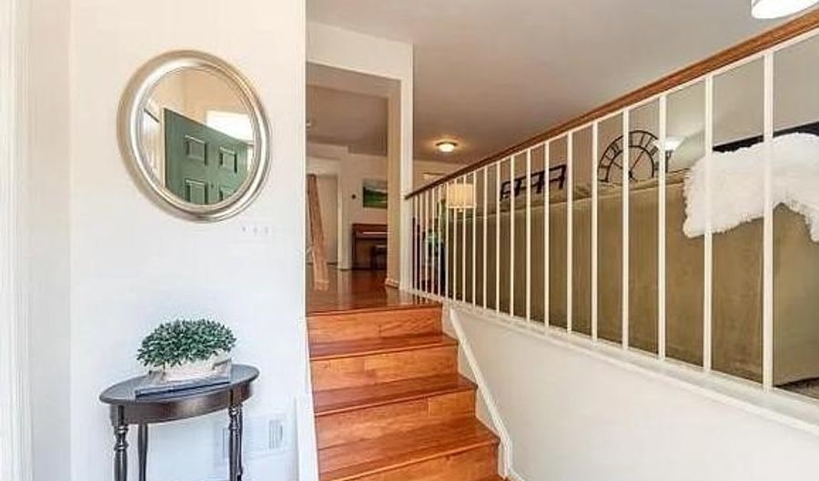 44054 GALA Cir, Ashburn, VA 20147 - 3 Beds, 4 Bath