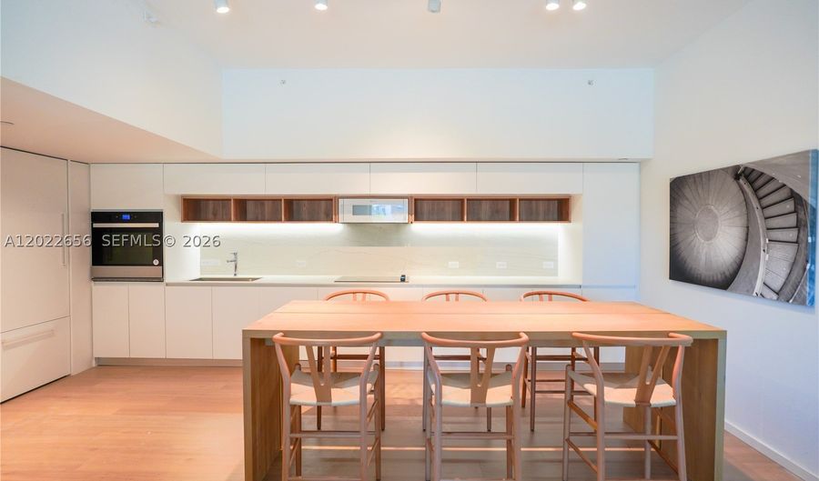 10250 Collins Ave 412, Bal Harbour, FL 33154 - 2 Beds, 2 Bath