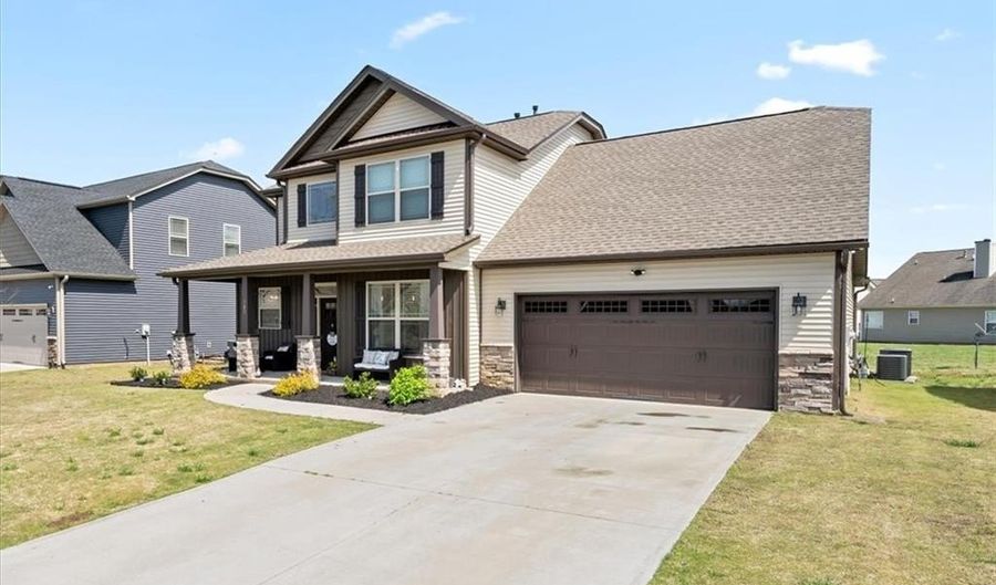 185 Norfolk Cir, Anderson, SC 29625 - 4 Beds, 3 Bath
